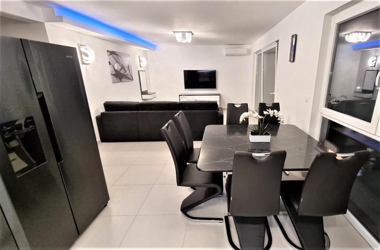 Bartol Luxury Apartments Krk Croatia, With Own Hot Tub - Whirlpool Krk Town Exteriér fotografie