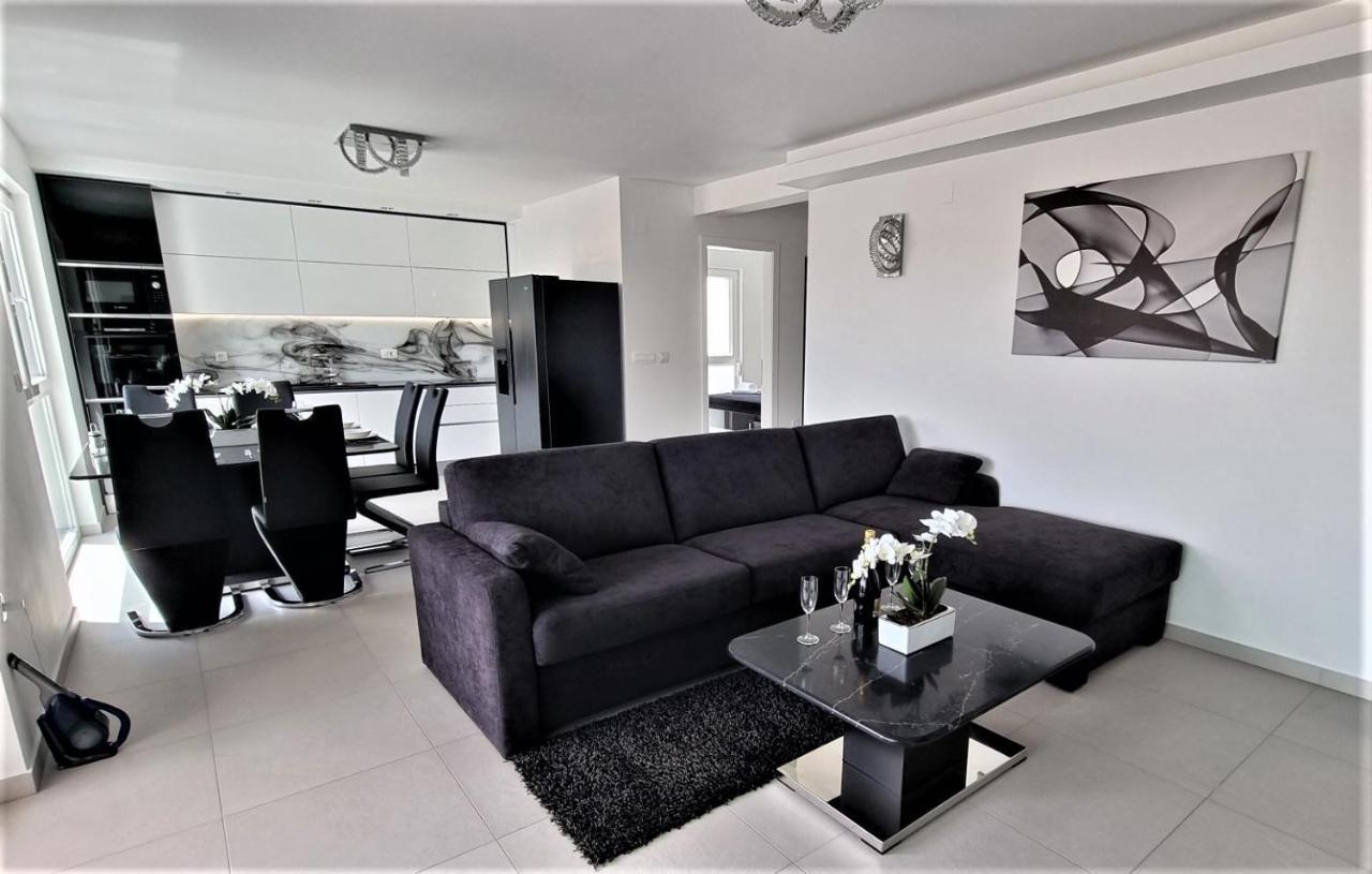 Bartol Luxury Apartments Krk Croatia, With Own Hot Tub - Whirlpool Krk Town Exteriér fotografie