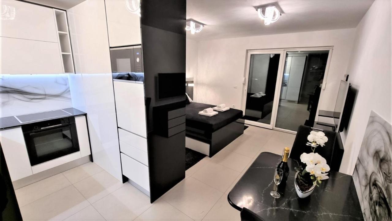 Bartol Luxury Apartments Krk Croatia, With Own Hot Tub - Whirlpool Krk Town Exteriér fotografie