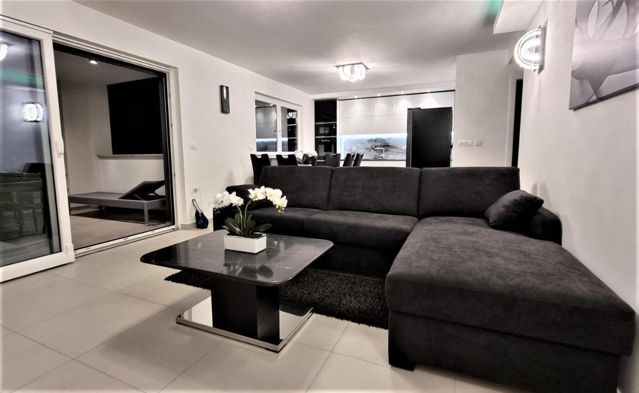 Bartol Luxury Apartments Krk Croatia, With Own Hot Tub - Whirlpool Krk Town Exteriér fotografie