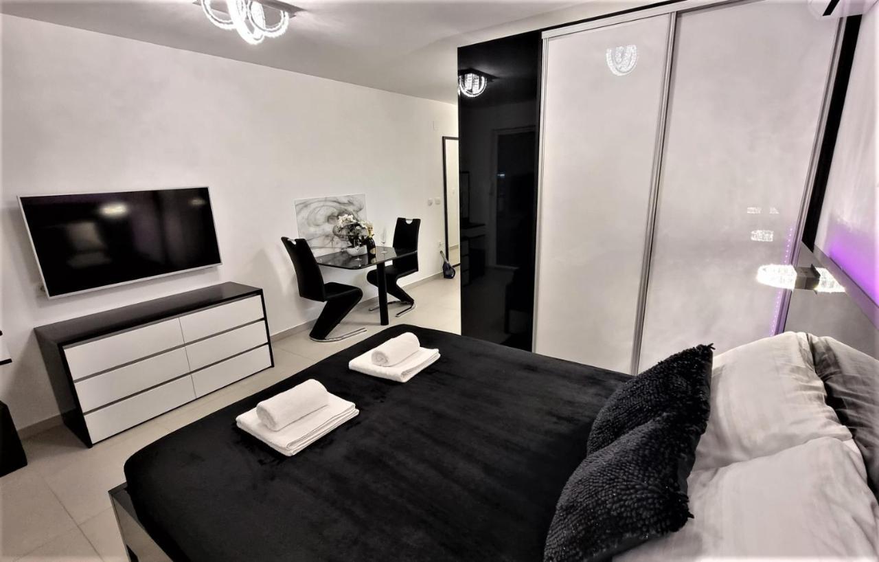 Bartol Luxury Apartments Krk Croatia, With Own Hot Tub - Whirlpool Krk Town Exteriér fotografie