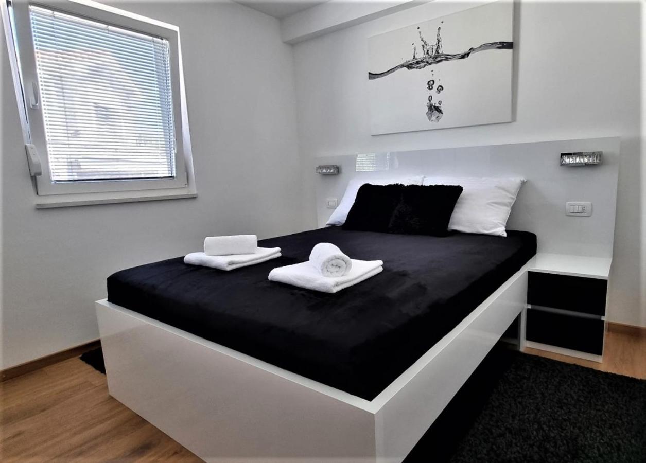 Bartol Luxury Apartments Krk Croatia, With Own Hot Tub - Whirlpool Krk Town Exteriér fotografie