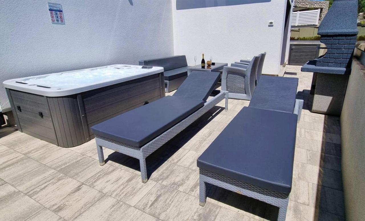 Bartol Luxury Apartments Krk Croatia, With Own Hot Tub - Whirlpool Krk Town Exteriér fotografie